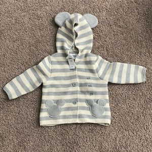 Disney 6-12m sweater NWT